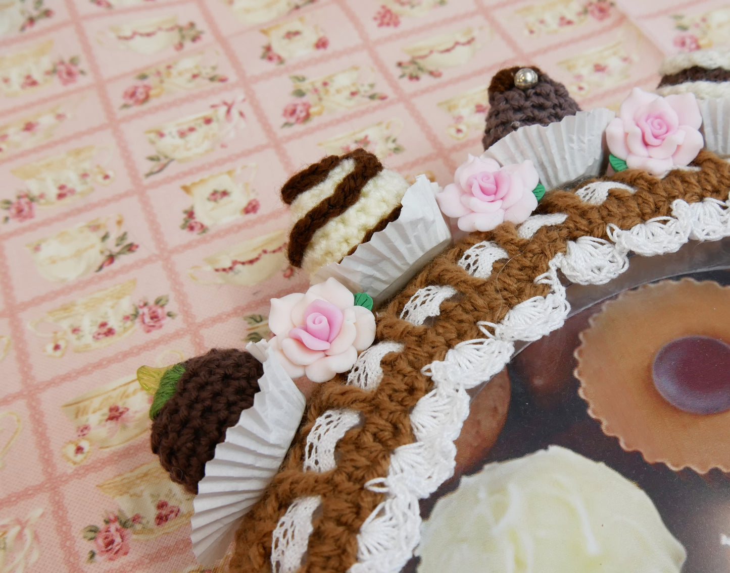 Crochet Chocolate Clock